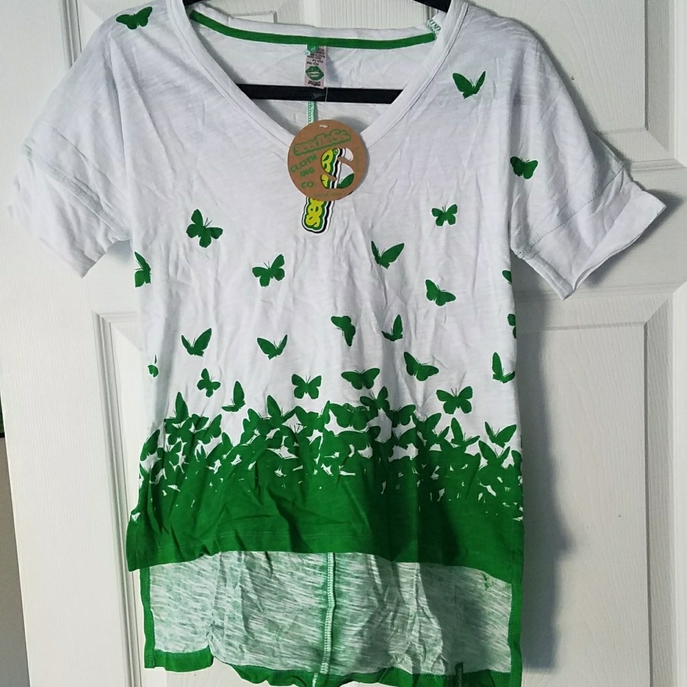 🛍4/15$$ NWT Seedless Brand Butterfly T Shirt